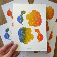 Spring and autumn in my ‘seasons’ series are available now! 🌸🌈 Limited edition (only 10 of each available) and screen printed by me at @theprinthaus in Cardiff, Wales. The organic mix of inks means that each one is unique! They’re also signed, named and numbered. Check them out 🔗 any shares and support means the world - I’m so pleased with how this series is looking! #screenprints #screenprinted #flowerartwork #splitfountain #handmadeprint #handmadeprints #autumnart #springart #springis...