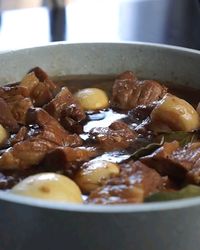 You can use any types of meat and it’s braised with soy sauce and vinegar and lots of brown garlic