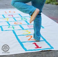 how to play hopscotch