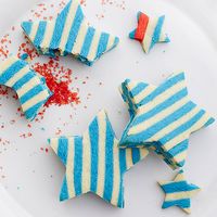 Shooting Star Cookies: http://www.bhg.com/videos/m/92276838/shooting-star-cookie-there-s-a-surprise-inside.htm