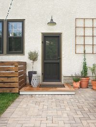 If like us, you have an old concrete stoop that has more than seen better days, rather than going through the hassle of tearing it out, why not give it a facelift