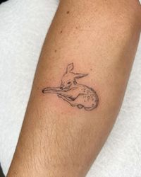 #smalltattooideas #cutetattoo #finelinetattoo #tattooinspiration #cutesy #minimalistictattoo #flashtattoo