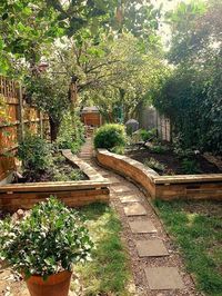 ✔19 Entrancing Backyard Vegetable Garden Design Ideas For Inspiration #gartengestaltungideen