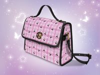 💖 Get £5 OFF your order when you join our mailing list: https://bit.ly/ChonkyCat This cute bag is spacious enough to carry daily essentials like a water bottle, a small journal, phone, wallet, or makeup. Whether carried as a top-handle bag or using the adjustable shoulder strap, it's the perfect size for your on-the-go needs  .｡. ❀ .｡. Your order might come with a small scent sachet. This is included to prevent any musty smell that may result from transportation 🌸 Please contact me before plac