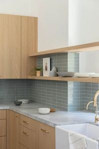 Driftwood Contemporary Kitchen Backsplash | Fireclay Tile