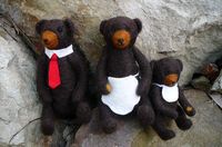 fruits of heart - needle felted: three bears