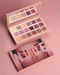 Huda Beauty nude palette !!! #hudabeauty #nude #palette #makeup #beauty