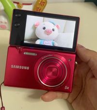 Samsung MV800 Flip-out Selfie 5x Zoom 16 Megapixels Vlog Camera  | eBay