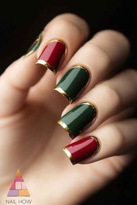 Sophisticated and festive, these red and green nails with gold accents add a touch of luxury to your holiday style. Perfect for holiday parties! Visit nailhow.com for more classy Christmas nail ideas! ✨💚 Save this for your holiday nail inspo!