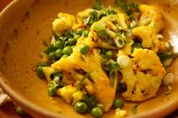 Pan-Roasted Spiced Cauliflower With Peas Recipe