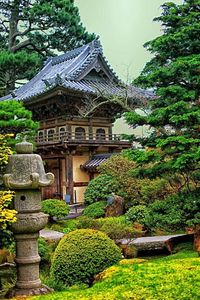 The Japanese Tea Gardens, Golden Gate Park, San Francisco.