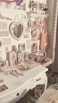 #cottagecore #fairycore #room #inspo #roominspo #aesthetic #aestheticroom #princesscore #grunge #minimalist