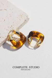 Looking for a versatile and stylish addition to your jewelry collection? Look no further than our best-selling Amber Hoop Earrings. These beautiful earrings are handcrafted from high-quality resin, creating a unique and stunning gradient effect that's sure to turn heads. Whether you're dressing up for a special occasion or want to add a touch of elegance to your everyday look, these earrings are a perfect choice. #bestseller #handcrafted #resinearrings #gradienteffect #specialoccasion