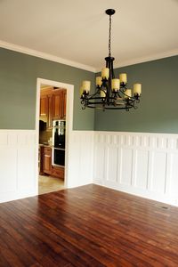 Wainscoting in the dining room - classic.