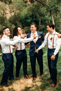 Colorful Planet Bluegrass Wedding in Lyons, Colorado | Junebug Weddings