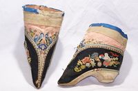 chinese lotus shoes for bound feet