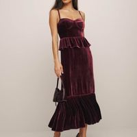 Nwt Reformation Felda Dress In Size 2. Sold Out Everywhere Online And Retailed For $289