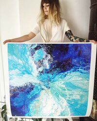 Fluid Artist Emma Lindstrom Wows Acrylic Pouring Fans with Paintings of Galaxies - Craft-Mart