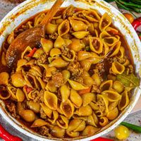 Pasta shells with ground beef