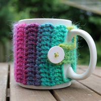 Mug cozy - links to a free pattern