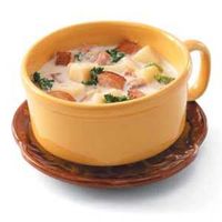 Kielbasa Potato Chowder Recipe - this soup is *amazing*