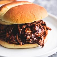 Instant Pot BBQ Pulled Pork | Creme De La Crumb