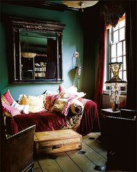 Beautiful bedroom, reminds me of New Orleans/ Bordeaux France/ Moulin Rouge...all things I love