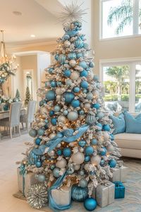 15 Unique Christmas Decor Ideas for Your Living Room 39