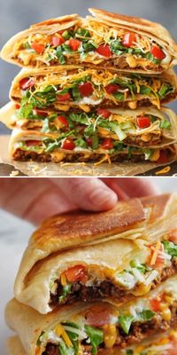 A perfect busy weeknight dinner in just 30 minutes! This homemade crunch wrap is also one of the best lunch recipes. Not only does this copycat Taco Bell crunch wrap supreme taste so good, but it is also healthier!