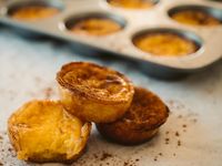 Pastéis de Nata have a special place in our hearts, perhaps because they were the first traditional food we tried in Portugal, or perhaps they’re simply delicious and we’ve eaten so many of them. They are amazing warm with a cup of coffee, or even with a glass of Port as a dessert. What's a Past