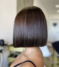 Classic bob haircut is one length all around the head and is typically chin length, there are no layers so can be blunt cut or point cut if you want it be softer. Classic bob also known as a blunt bob, this short hairstyle is a simple cut that remains the same length around the base of the hair. The blunt cut gives the face a round look, balancing the appearance of the long face shape.