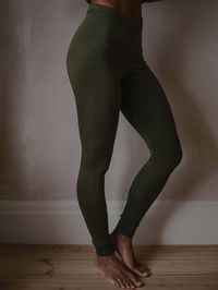 Consciously made, gloriously soft, and perfectly stretchy, these ultimate leggings will quickly become a firm favorite. The Everyday Legging was designed to gently hug the body for a cozy base layer that is super flattering. It can be worn on its own or layered to your heart’s content – we love them under a dress for a