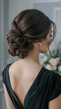 24 Bridesmaid Hairstyles That Complement Any Dress