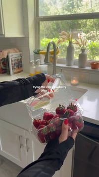 I definitely thought this was overrated but WOW SO GOOD snack of the summer 😍🍓 credit to : skylar_toth (tiktok)