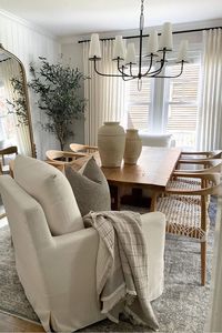 This November, infuse your home with a relaxed yet artistic vibe. Combine unique decor pieces, warm textures, and seasonal colors to create a space that feels both inviting and creative. Curtain details: Liz/ 1908-2 Ivory White cr: IG@athomewithjhackie1