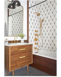 There's Nothing More Satisfying Than the Before and After Photos of This Bathroom | Hunker