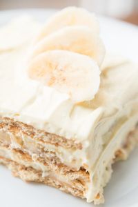 Banana Cream ice box cake. Perfect for hot summer weather.