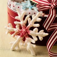 Meringue Snowflakes