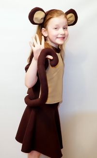 A monkey costume is made from soft fleece and consists of a skirt, shorts or pants, shirt, and headband. Can be useful in carnivals, children's activities, and parties!  AgeHeight (inHeight (cm)   23692   33998   441104   543110   646116   748122   850128   953134   1055140   1157146   1260152   1362158   1465164 You may order only a vest or headband because all my items are made specifically for each customer, and every order.   "Divendi" creates handmade costumes with lots of love, care, and c