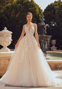 The best price for Wedding dress Ravenna 2663. ✅ null ⏩ You can buy it online at New York City Bride right now.