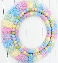 DIY Tassel Yarn Wreath! -