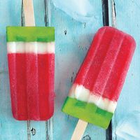 Stay cool this summer with these delicious and refreshing homemade popsicles!