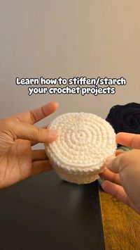 How to stiffen crochet projects using corn starch with boiling water