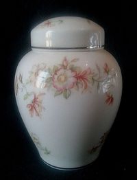 ROYAL ALBERT GINGER JAR FINE BONE CHINA SMALL GINGER JAR PINK & WHITE FLOWERS  | eBay