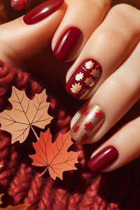 Fall is the perfect time to try out new nail designs. The rich colors and creative themes make it a fun experience. I love picking a design and watching a nail artist bring it to life. This list of fall nail ideas is full of inspiration. Decorating your nails for fall is a fun way to celebrate the season and express your creativity.