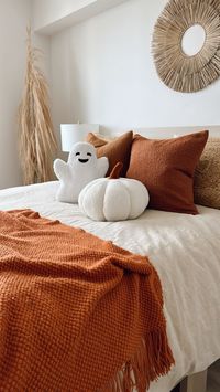 Experience the cozy warmth of autumn with these oversized, plush pumpkin pillows. Crafted with the softest Sherpa fabric, they are not only a delight to touch but also make a stunning addition to your living room, bedroom, or any space that could use a touch of seasonal charm. PRODUCT DETAILS: Color - Cream/ Burnt orange stem Dimensions - 11” diameter