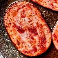 My glazed ham steaks cook in just 6 minutes and yield crisp and juicy steaks. The glaze is sweet, salty, and seriously addictive.