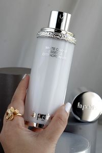 La Prairie White Caviar Essence Extraordinare Treatment Lotion