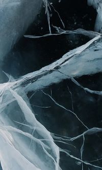 Deep Ice Cracks Mural M9445 | Digital Art Wallpaper – Walls Republic US