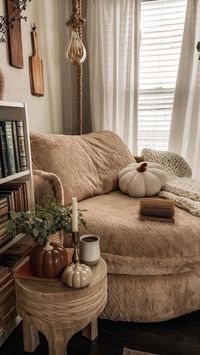 Cozy Reading Nook with the Neva Round Daybed from SixPenny Home in Recycled Faux Fur- Pampas Flow